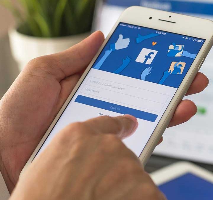 7 Advantages of a website vs. a Fan Page